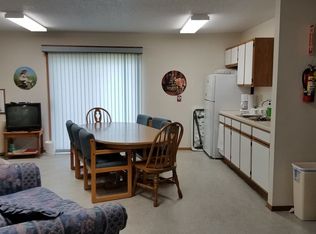 924 4th St APT 3, Garretson, SD 57030