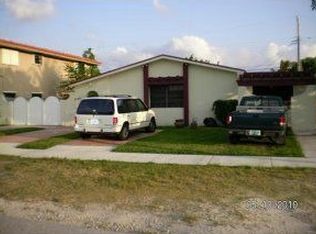 7590 SW 28th Ter, Miami, FL 33155
