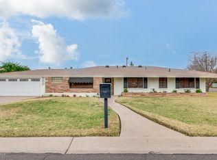 242 E McLellan Blvd, Phoenix, AZ 85012