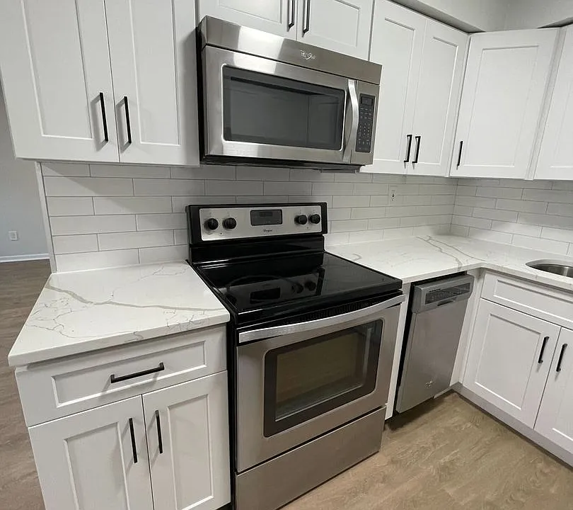 68-72 W 25th Street