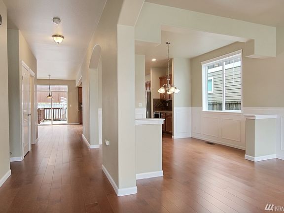 4th image of 20003 97th Avenue Ct E