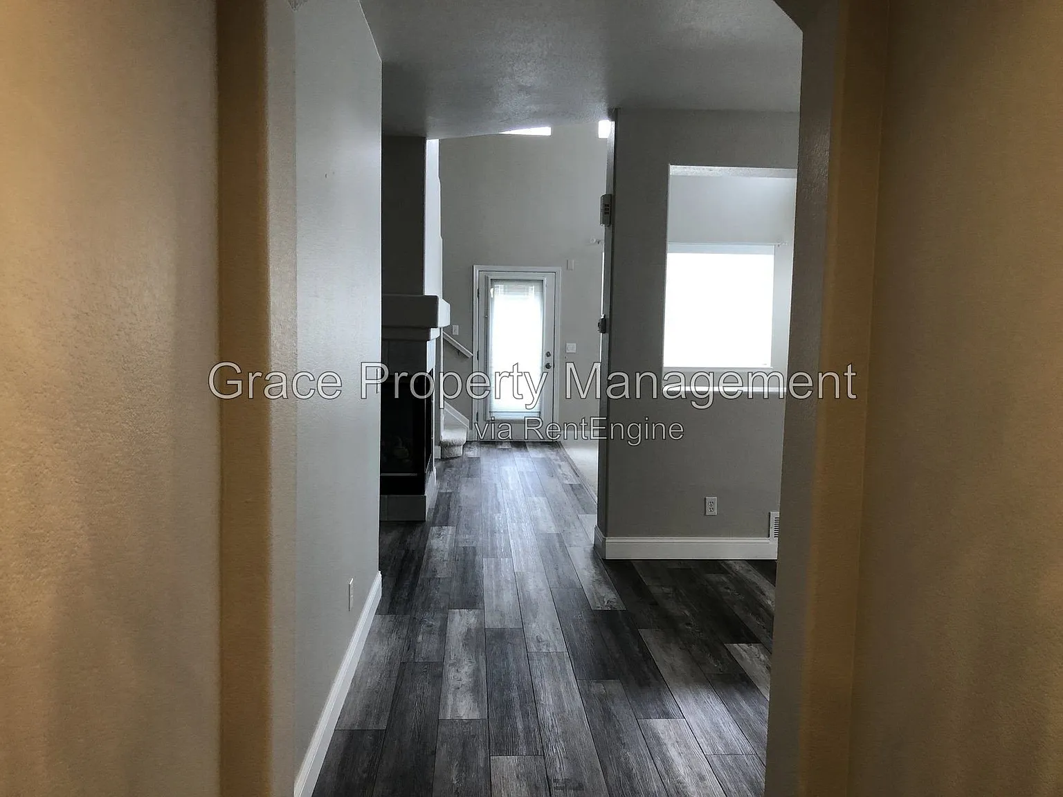 4 bed, 3.0 bath, 3182 sqft, $3,250 — Photo 3