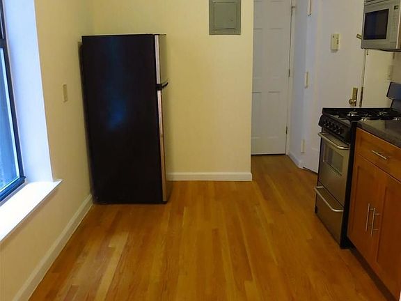 2nd image of 232 E 80th St APT 10