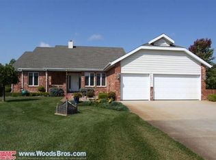 15751 Bobwhite Trl, Crete, NE 68333