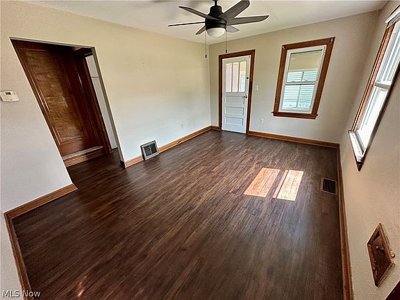 2nd image of 427 N Hazelwood Ave