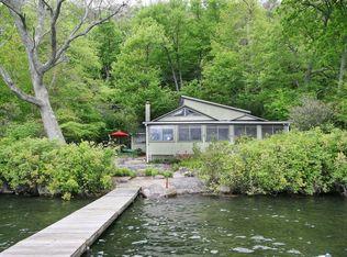4 W Shr, Newfoundland, NJ 07435