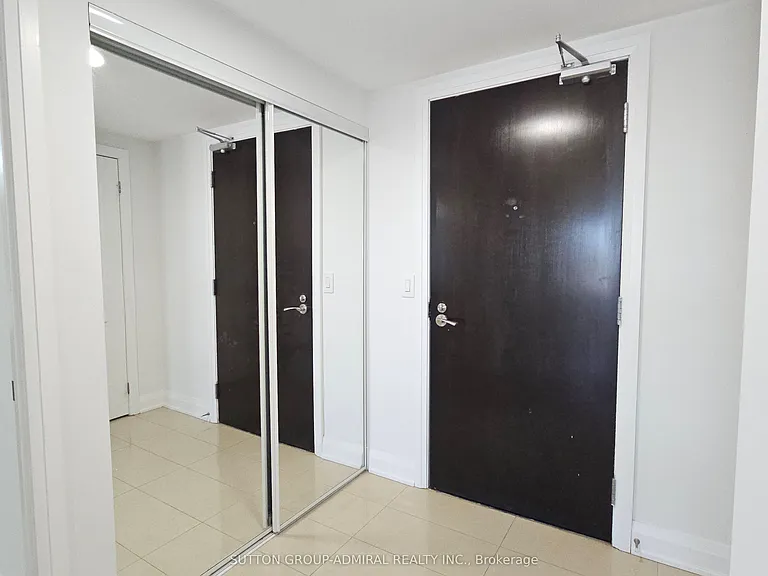20 N Park Rd #417 — Photo 15