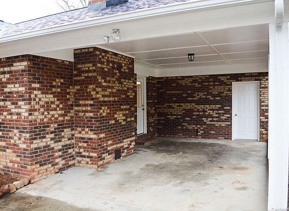 2nd image of 4228 Pinto Ln