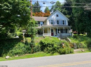 51 Grist Mill Rd, Randolph, NJ 07869