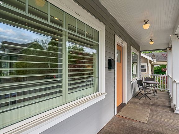 3rd image of 3622 NE 11th Ave