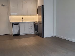 478 Caledonia Rd #305, Toronto, ON M6E 4V2
