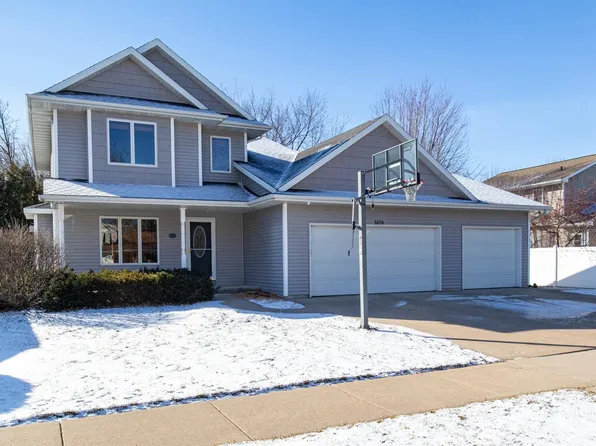 3179 Hayward Ave, Oshkosh, WI 54904