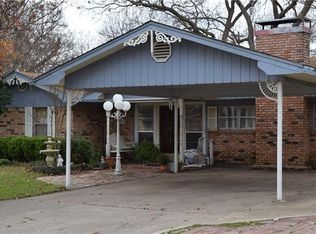 1707 Lyndale Dr, Ennis, TX 75119