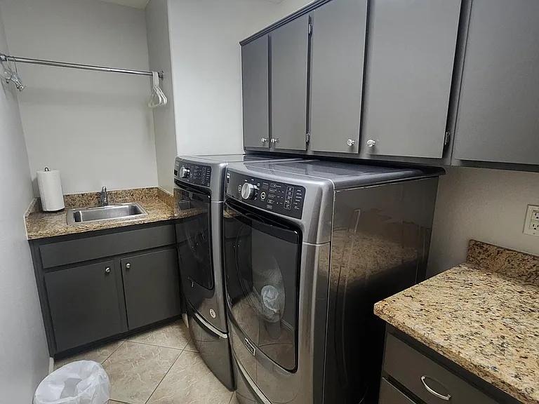 14750 W Avalon Dr — Photo 27