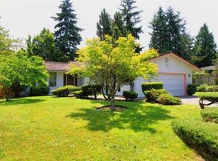 17427 NE 38th St, Redmond, WA 98052