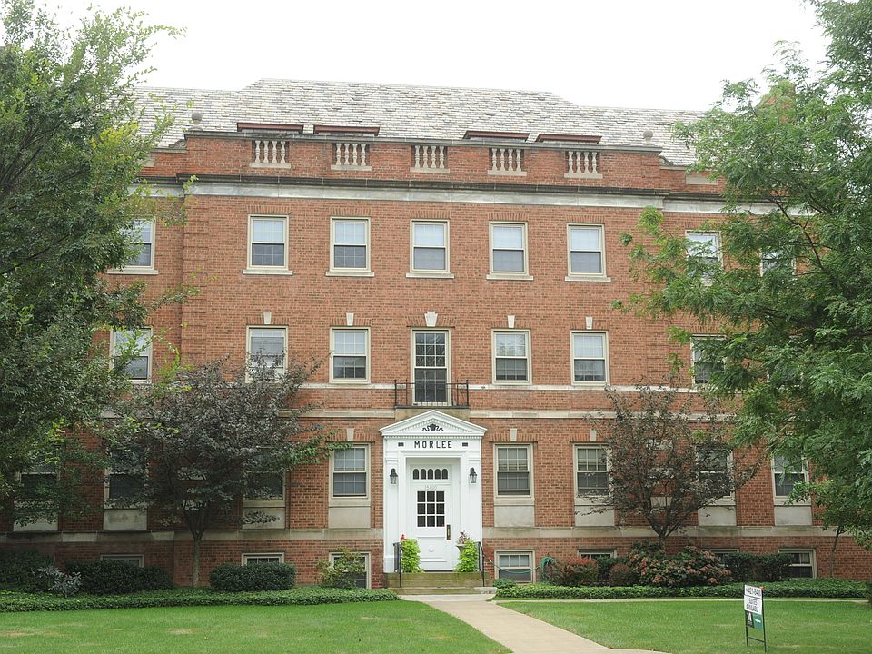 1st image of 15810 Van Aken Blvd APT 102