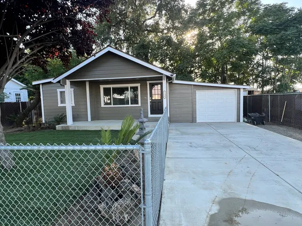 15747 Avenue 296, Visalia, CA 93292