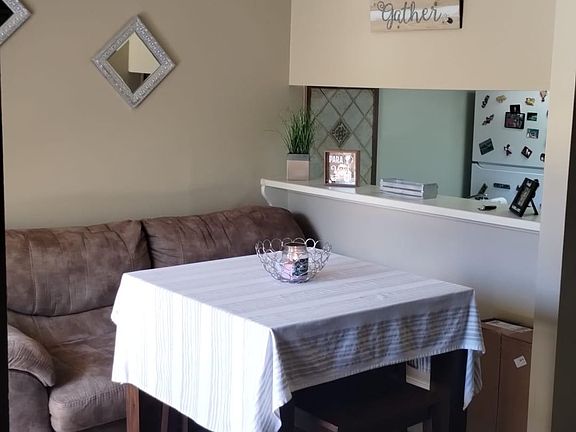 5th image of 100 E Aurora Dr #395