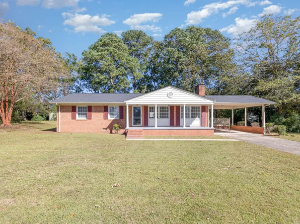 508 N Baker St, Four Oaks, NC 27524