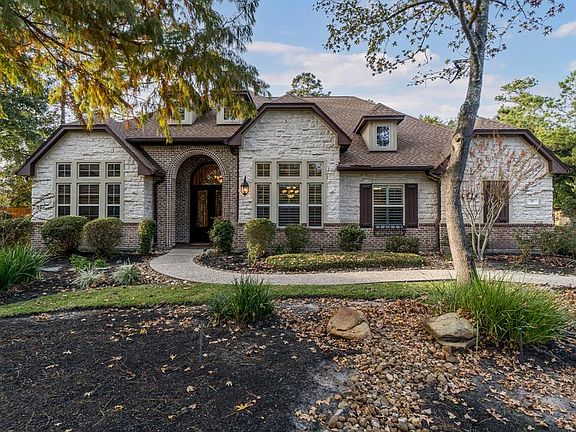 Hard to find floor plan on a rare lot size.