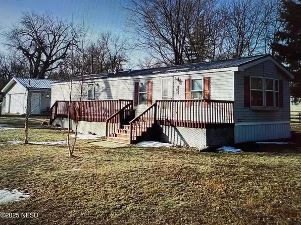 502 3rd Ave, Wilmot, SD 57279
