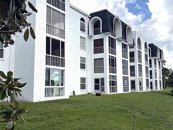 2nd image of 1200 37th St N APT 107