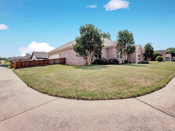 3rd image of 3100 Village East Dr