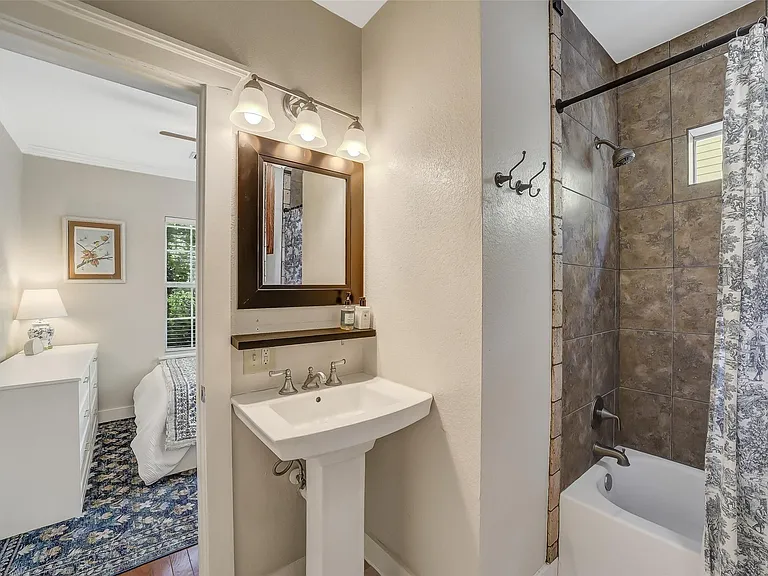 203 Northwood St — Photo 18