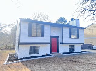 781 Sunfield Dr, Lilburn, GA 30047