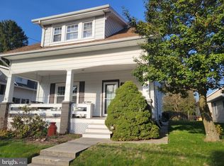 65 S Main St, Stewartstown, PA 17363