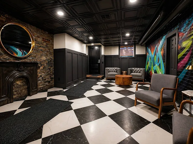 Building's Lounge