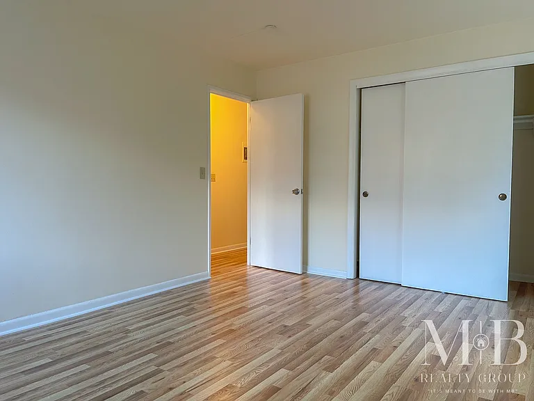 96 Sutherland Rd #12 — Photo 14
