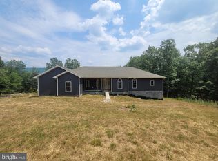 966 Noland Ridge Rd, Slanesville, WV 25444