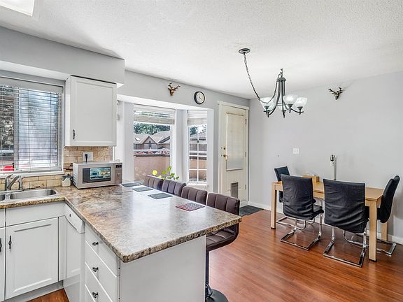 4th image of 14861 98th Ave #221