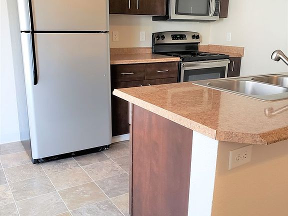 4th image of 1001 W Broadway Ave APT A204