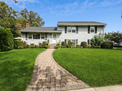 39 New Market Rd, Garden City, NY, 11530