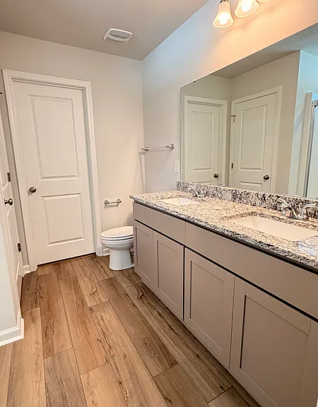 1428 Donhill Dr — Photo 8