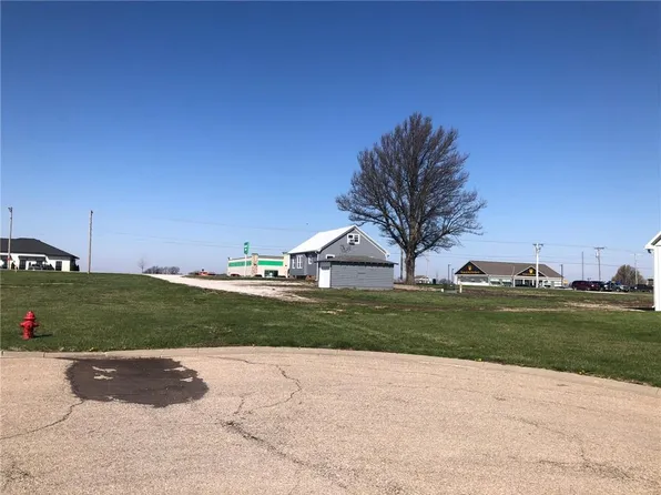 908 W 36th St, Higginsville, MO 64037