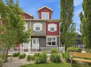 10 N Auburn Bay Ave SE #523, Calgary, AB T3M 0P8