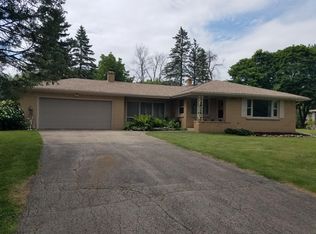 14401 W Lincoln Ave, New Berlin, WI 53151