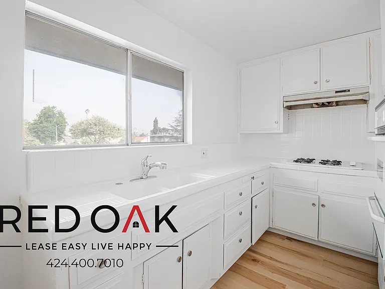 401 Raymond Ave #13 — Photo 2