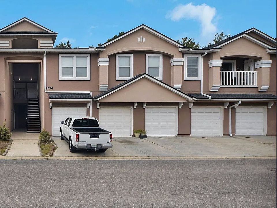 1st image of 9576 Amarante Cir Unit 8