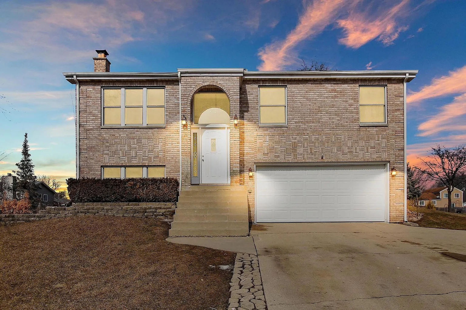 245 Gingerbrook Ln photo 1
