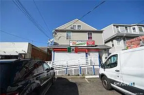 1176 Fairfield Ave #3
