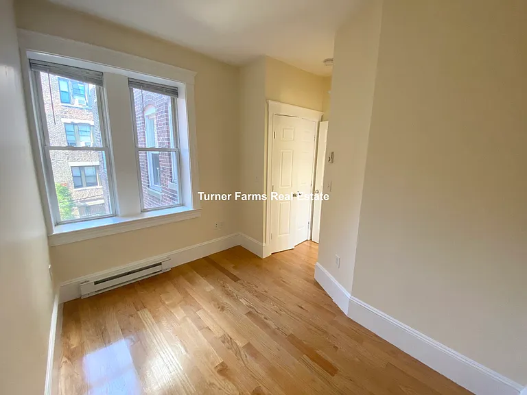 887 Huntington Ave #3A — Photo 5