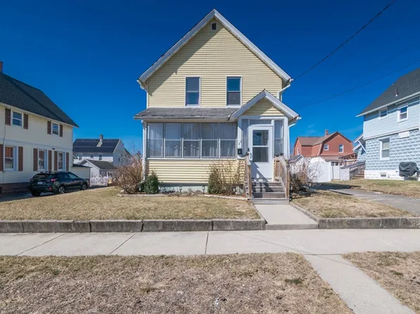 45 Duke St, Ludlow, MA 01056