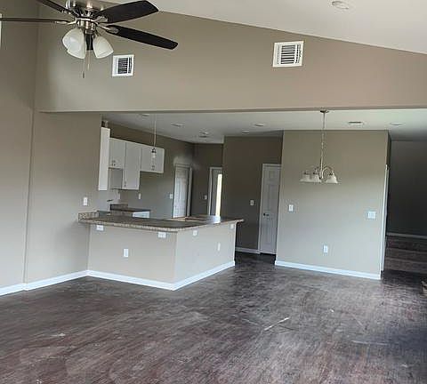 5th image of 11114 Gaylord Dr