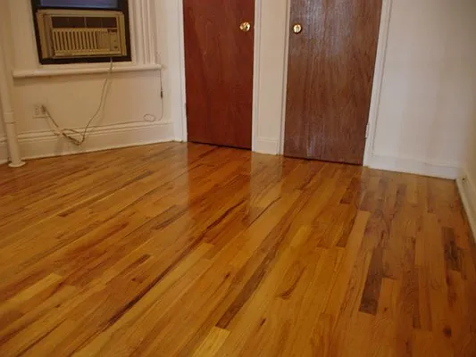 Rented by Glasser Realty LLC | media 8