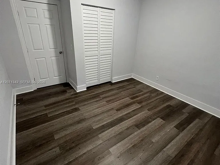 5703 Avenue B — Photo 8