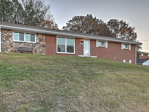 5th image of 407 Monte Vista Dr